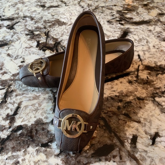 MICHAEL Michael Kors Shoes - Michael Kors Size 7.5 Flats